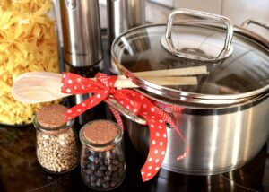 低糖質の食事を安く実現する方法は？